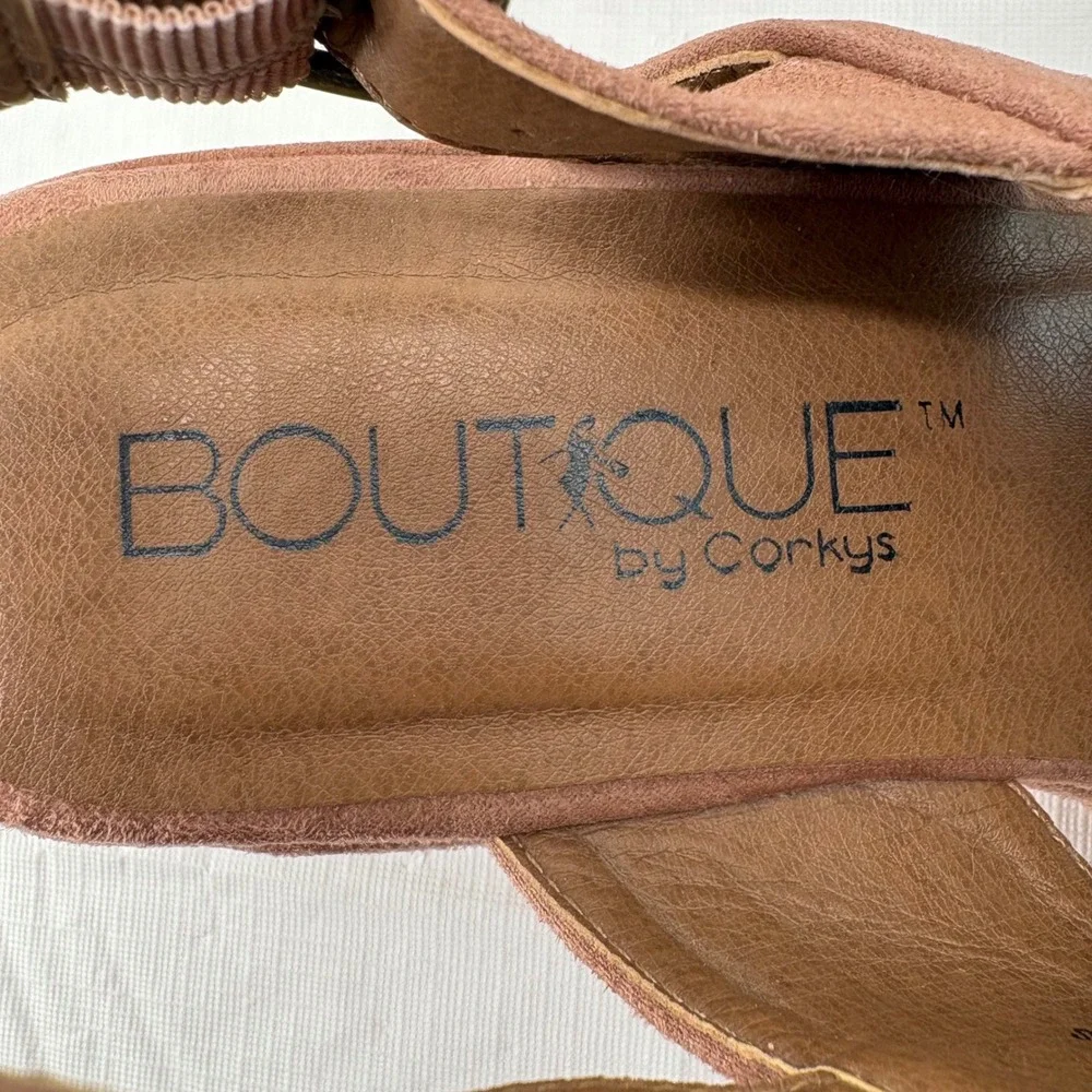 Boutique by Corkys Lenox Mauve Faux Suede Platform Wedge Sandals Womens 9